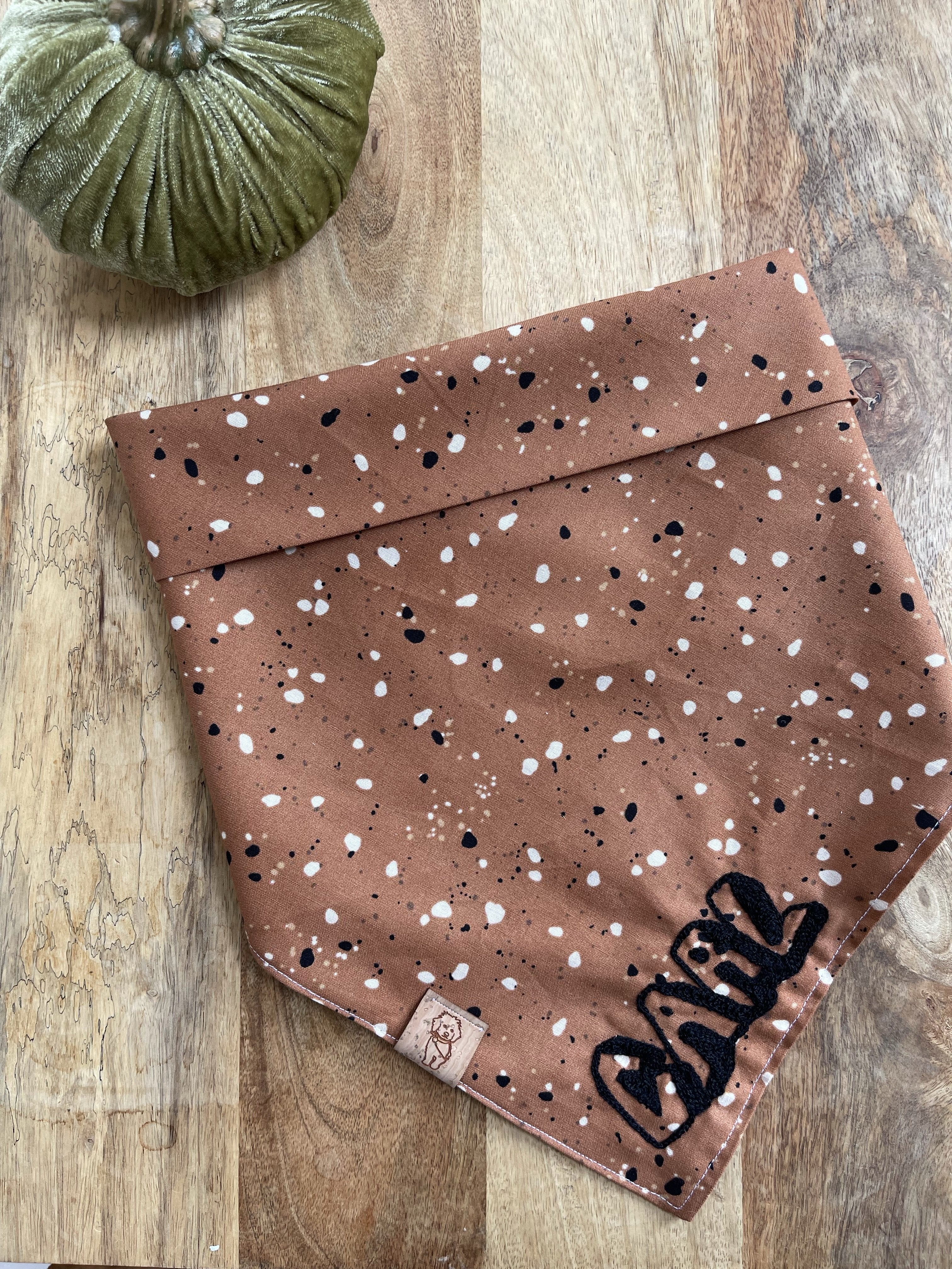 Bandana - Chocolate Speckle - 4 DOTS