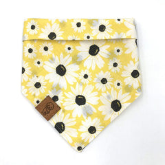 Bandana - Not a Daisy Goes By - 4 DOTS