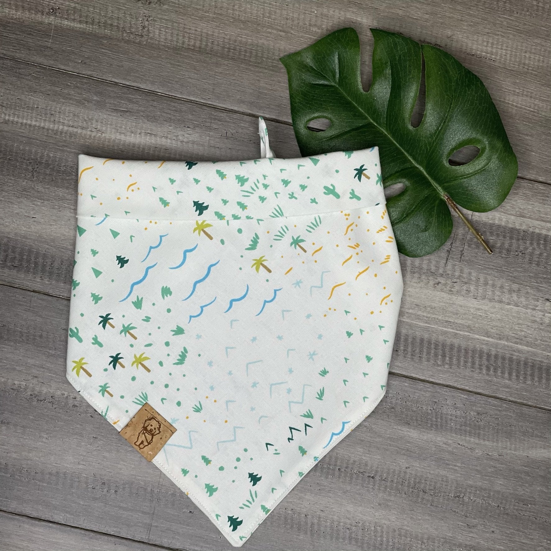 Bandana - Tree Hugger - 4 DOTS