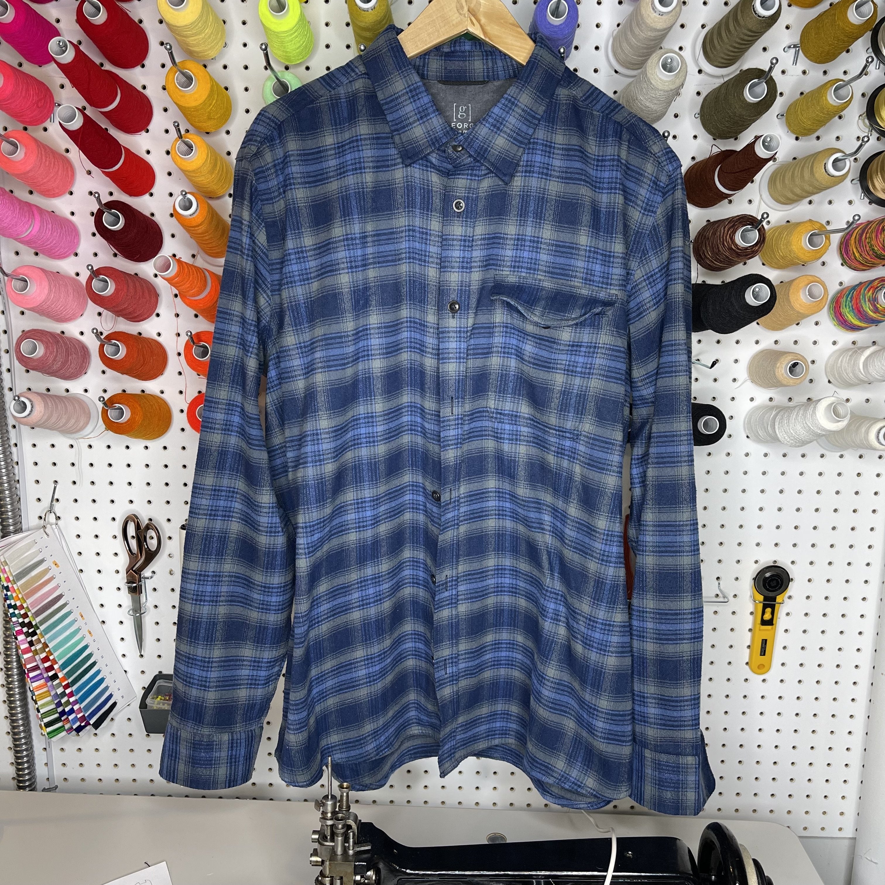 Flannel - XL - Navy/Grey Flannel - 4 DOTS
