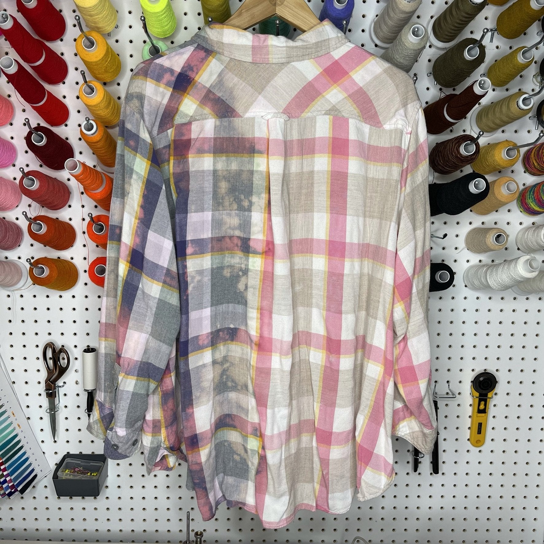 Denim Jacket - XXL - Pink/Purple/Tan Two-Toned Flannel - 4 DOTS